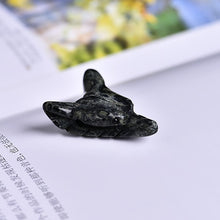 Load image into Gallery viewer, 1pcs Fashion Natural Crystal Carved Wolf Head Pendant Rose Quartz Fluorite Amethyst Natural Mineral Pendant Jewelry DIY Gift
