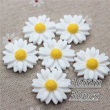 Load image into Gallery viewer, 9/13/16/22/26mm white daisy flower resin flatback cabochon DIY jewelry phone decoration No Hole

